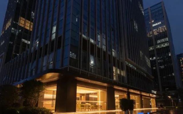 JI Hotel (Shenzhen Bantian Tianan Cloud Valley)