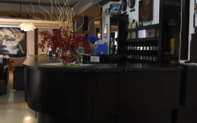 Shanyrak Hotel