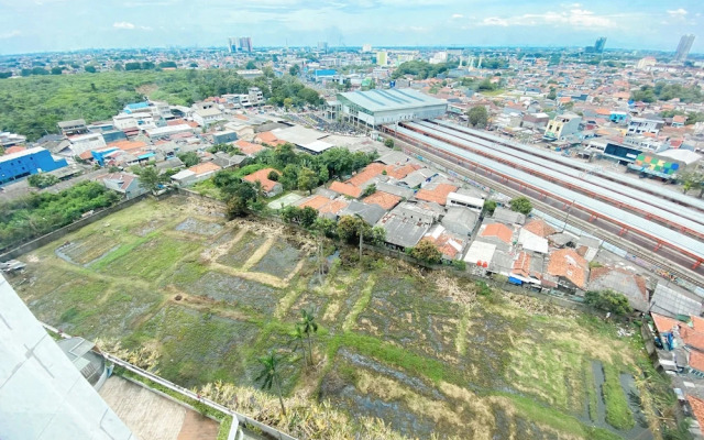 Comfort and Nice Studio Room Patraland Urbano Apartment