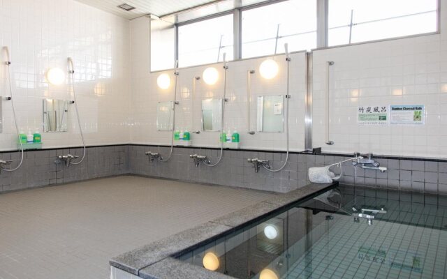 Shin-Osaka Youth Hostel