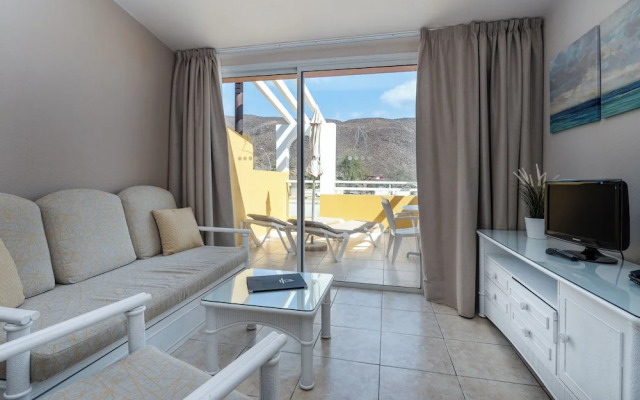 Apartamentos Punta Marina by LIVVO