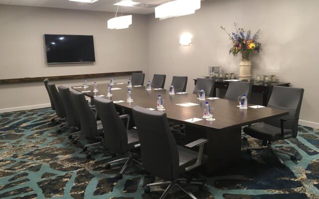Crowne Plaza Ventura Beach by IHG