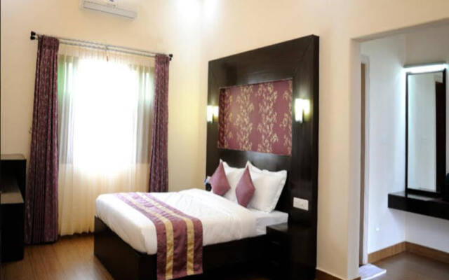 Oriole Resorts