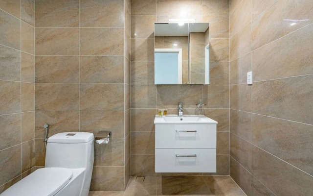 Saigon Finest - IDG Suite Collection - 10J