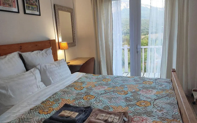 Дом с видом на горы