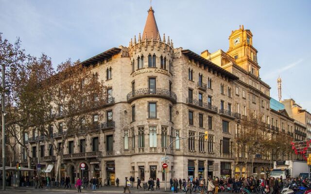 Victoria City Center 2