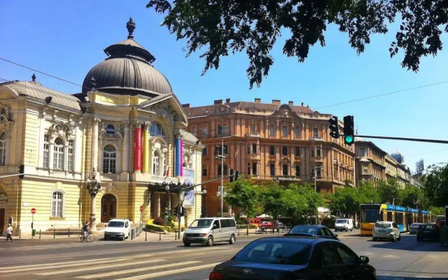 Jolie Apartman