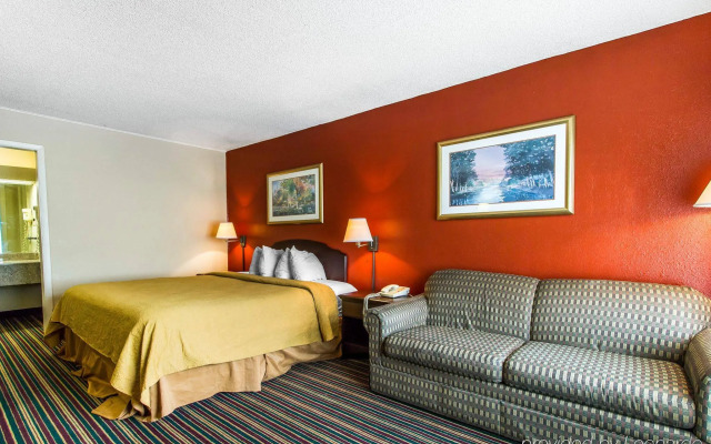 Motel 6 Opelika, AL
