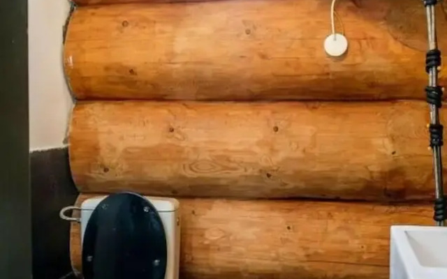 Spacious Holiday Home With Internet