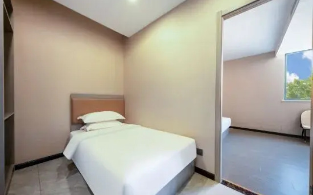 Jinghua Hotel