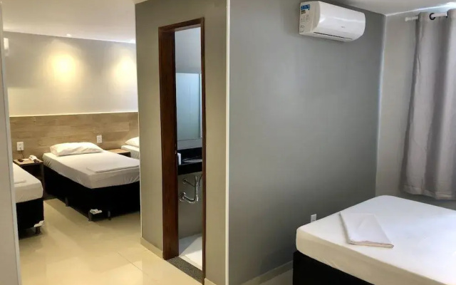 Oyo Mega Aeroporto Hotel