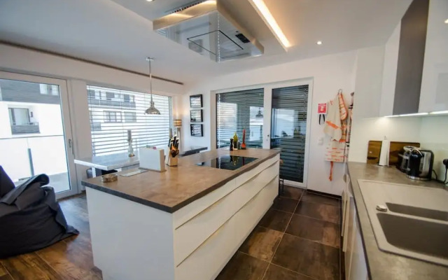 Superb Alpine Lodges Zell am See 6-8pax