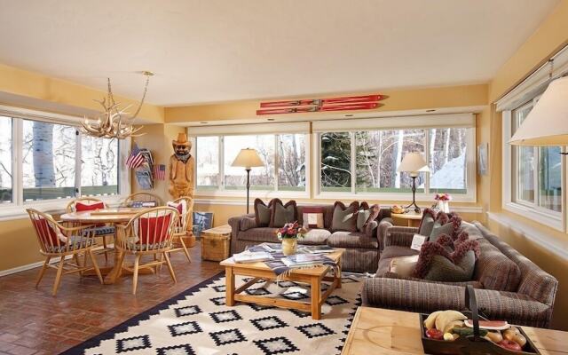 Snowmass Home with Hot Tub, Decks & Mountain Views - 921 by RedAwning