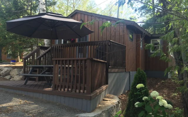 Somerset Lakeside Resort