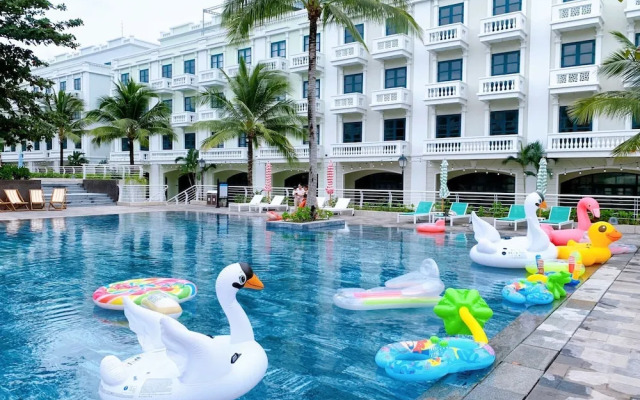 Marina Seaside Boutique Hotel