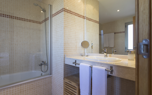 Villas Caleta Beach & Golf