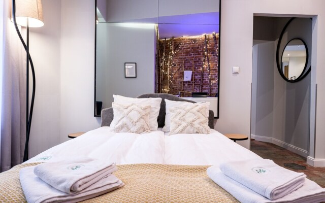 Arts Apartments