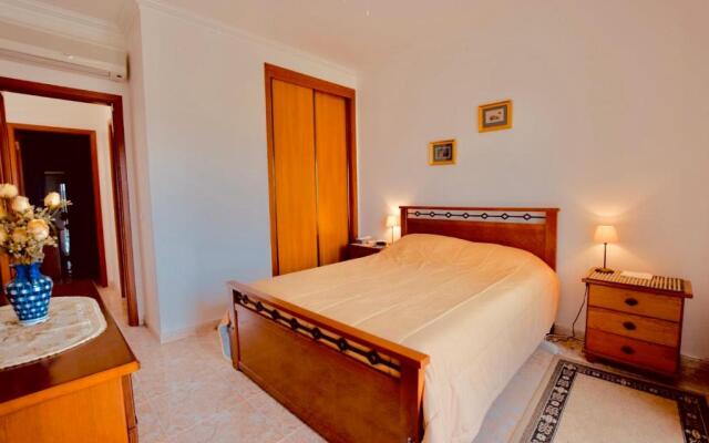 Estrada de, Urbanizacao,edificio laranjal,apartment 18,vale carro, 8200-596