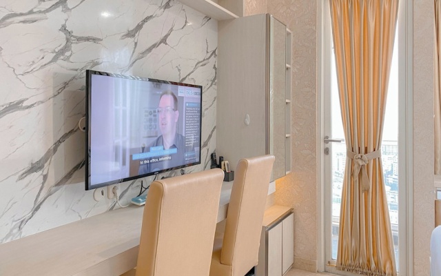 Peaceful Beige Studio At Menteng Park Apartment – Guest Rooms – Jakarta