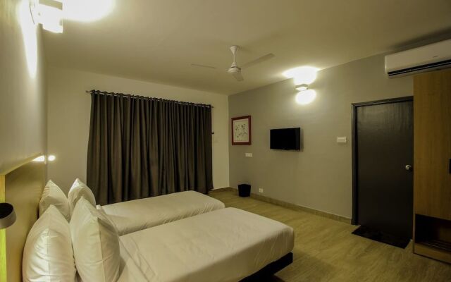 OYO Townhouse 031 Ashvem Beach