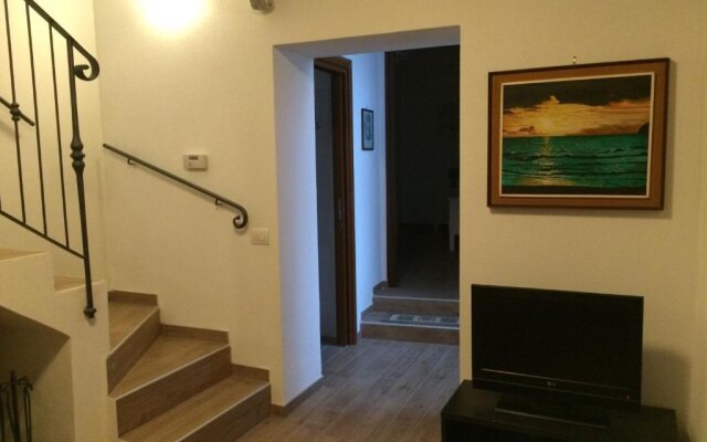LevantoTwo bedrooms Flat with terrace