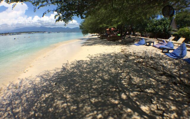 Coral Beach 2 Bungalow