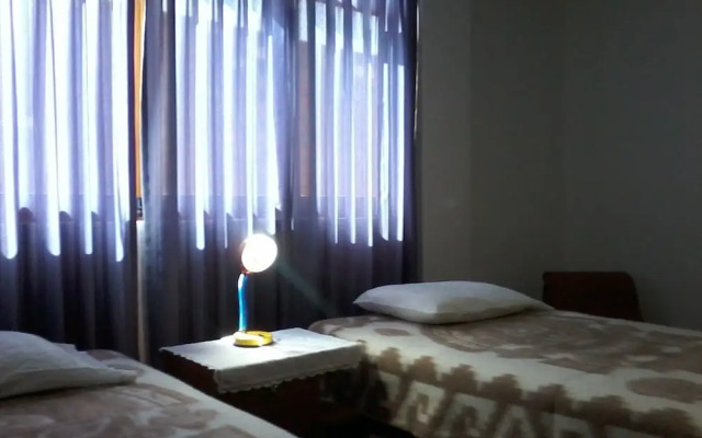 Royal Sweet Dreams Airport B&B