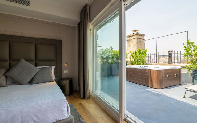 Big Apartment In Piazza Duomo (Very Central!)