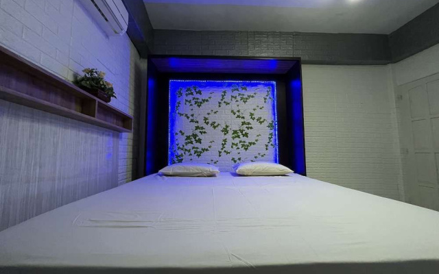 Hotel O Surya HotelNearTaman Anggrek Pkk Watansoppeng