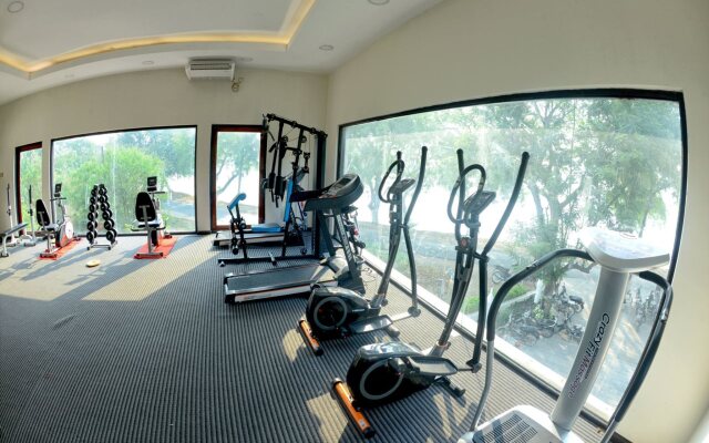 Shwe Taung Tan Hotel Lake View