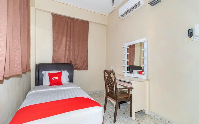 OYO 89932 DD Homestay