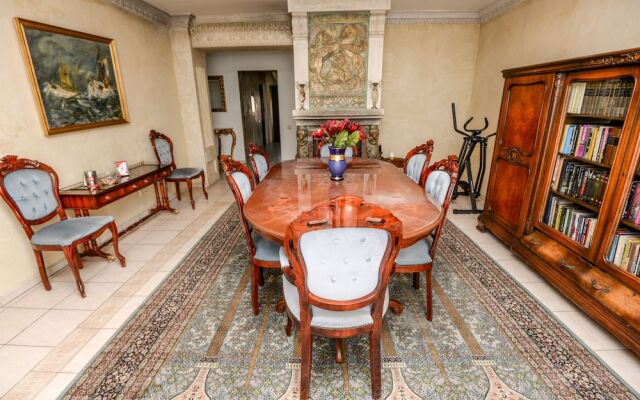Columba Livia Guesthouse