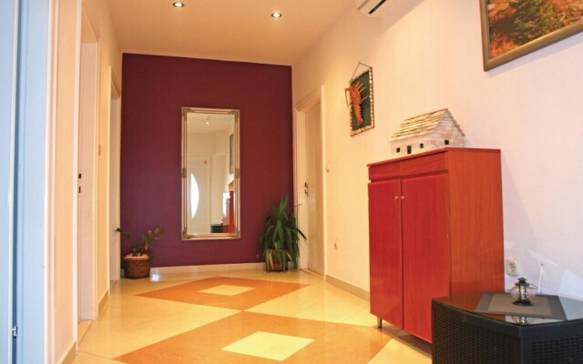 Stunning Home in Trogir With Wifi and 2 Bedrooms