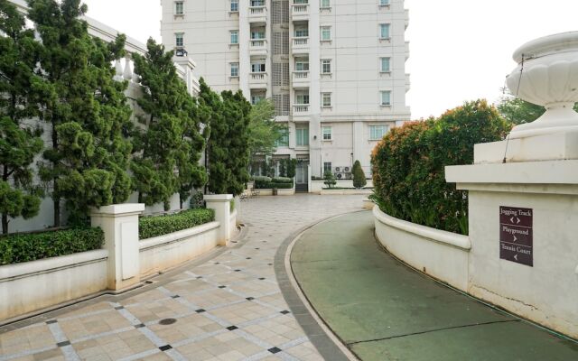 Homey The Bellezza Apartment