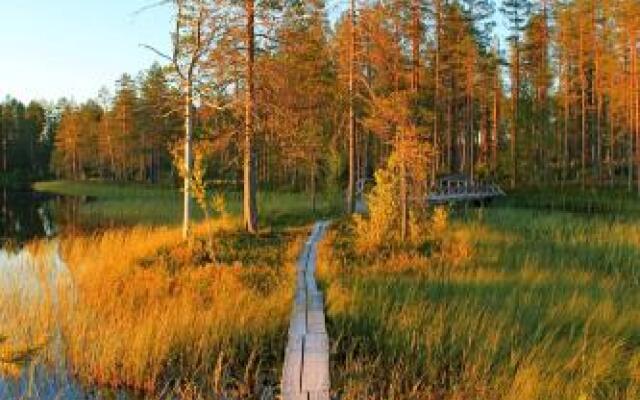 Laahtanen leirintä ja lomakylä