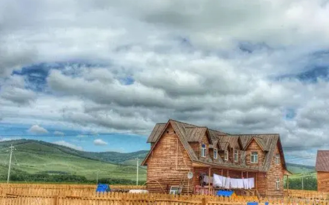 Ergunaen and Alexander Travel Home B&B
