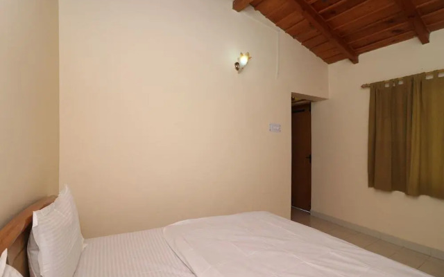 OYO Home 13666 Modern 3BHK