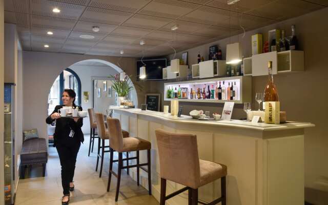 Best Western Plus La Corniche