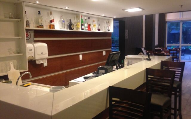 Higienopolis Hotel & Suites