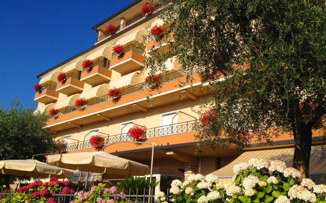 Hotel Pace