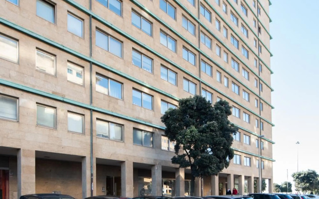 Apartament em condominio com Piscina