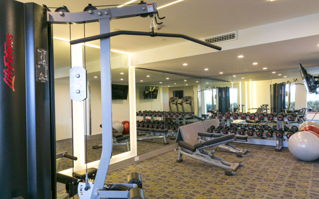 Crowne Plaza Sydney Coogee Beach by IHG