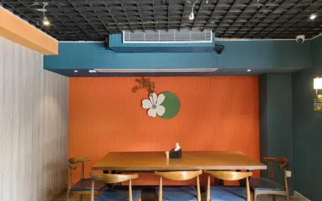 Bafang Park Lane Hotel (Zhanjiang Suixi Quanfeng Plaza Branch)