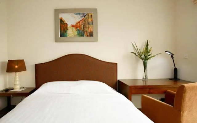 Lancaster Saigon Serviced Apartments Le Thanh Ton