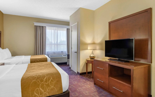 Comfort Suites - Near The Galleria
