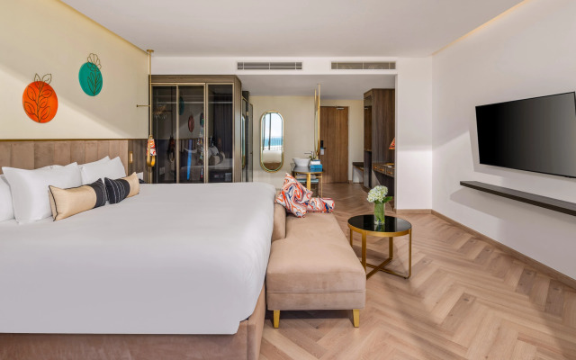 Wyndham Hoi An Royal Beachfront Resort & Villas