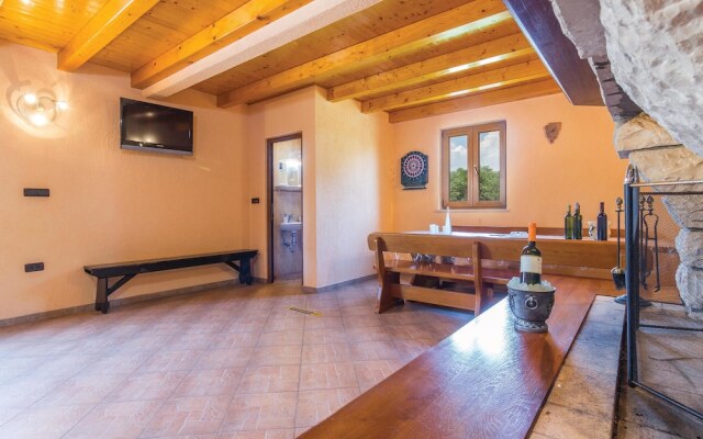 Awesome Home in Sumber With Sauna, Wifi and 7 Bedrooms