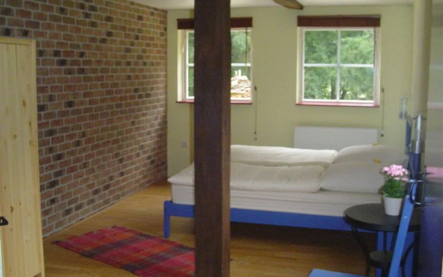 Triple Star Guest Ranch