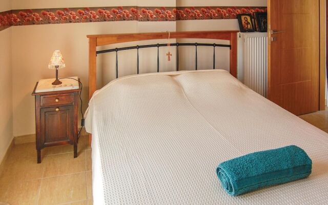 Stunning Home in Livanates With 2 Bedrooms