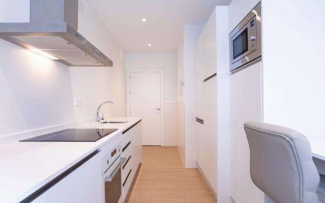 Stunning 2BD Apartment with City Views. San Pablo